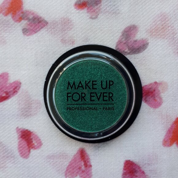 ⭐️HOST PICK⭐ Make Up For Ever: Artist Eyeshadow in ME304 Emerald - Picture 8 of 16
